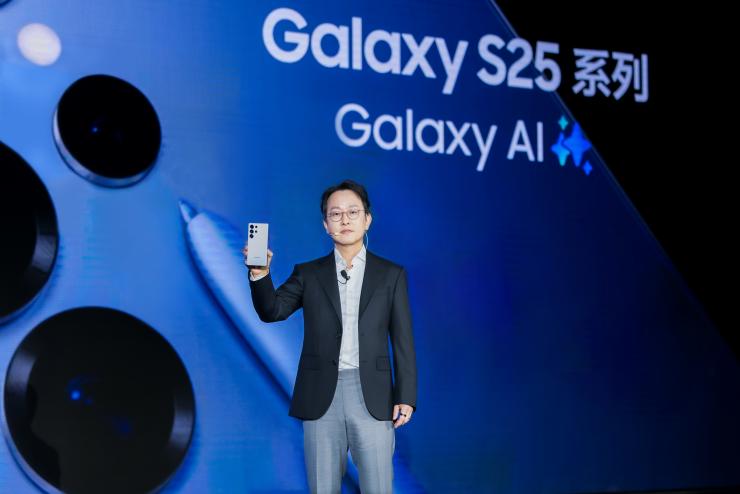 三星Galaxy S25系列發(fā)布：AI驅(qū)動的智能手機(jī)新紀(jì)元